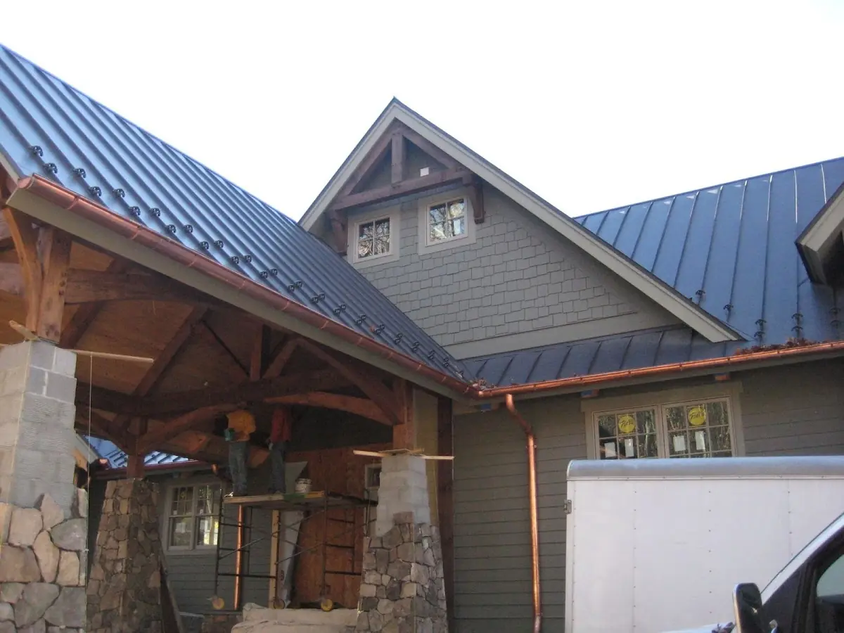Craftsman Roofing team delivering quality roofing work in Kula